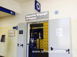Dove è il deposito bagagli alla stazione di Padova? Al binario 1, Where is the baggage store at Padua station? On track 1
